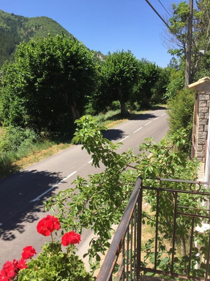 Bed and Breakfast Mas De La Pauze Reilhanette Esterno foto