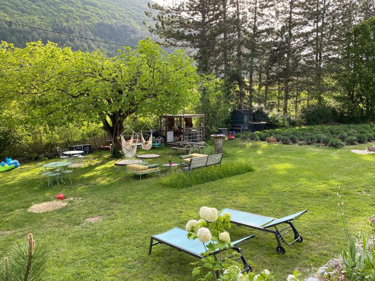 Bed and Breakfast Mas De La Pauze Reilhanette Esterno foto